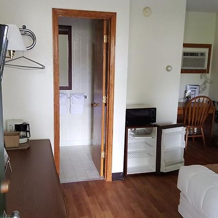 Budget Host Inn Detroit Lakes Ngoại thất bức ảnh