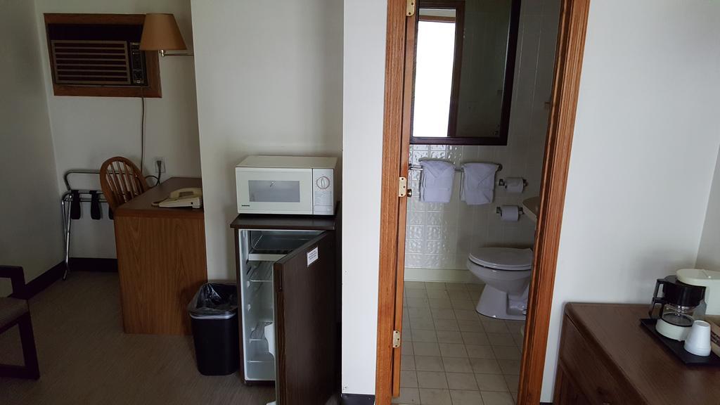 Budget Host Inn Detroit Lakes Ngoại thất bức ảnh