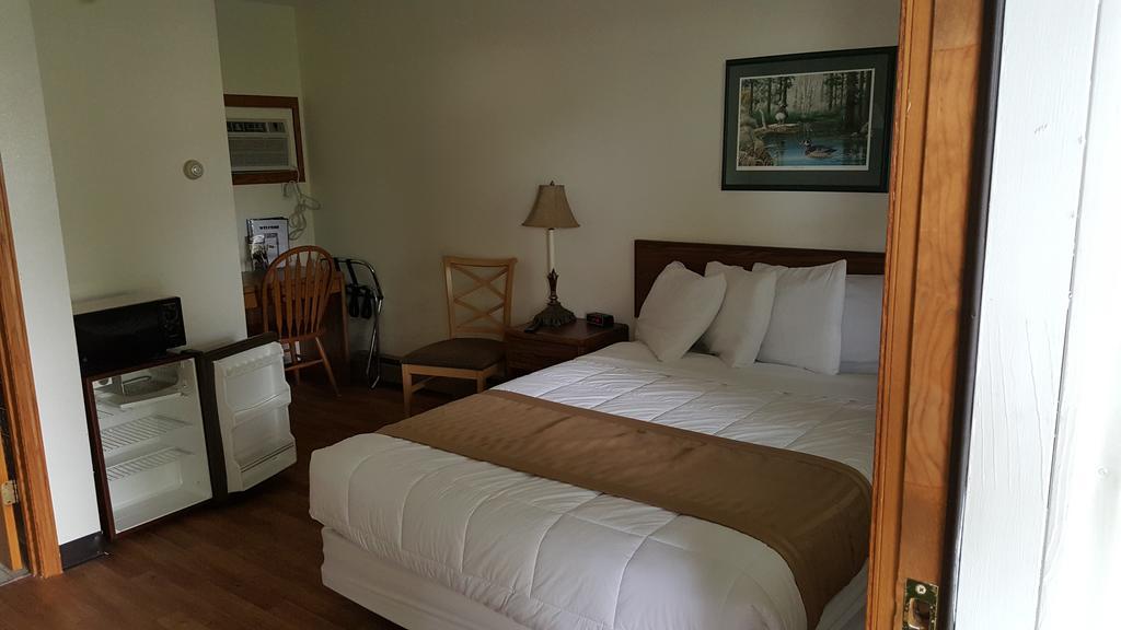 Budget Host Inn Detroit Lakes Ngoại thất bức ảnh