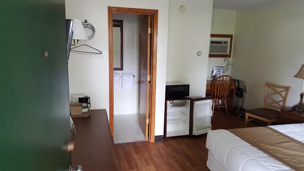 Budget Host Inn Detroit Lakes Ngoại thất bức ảnh