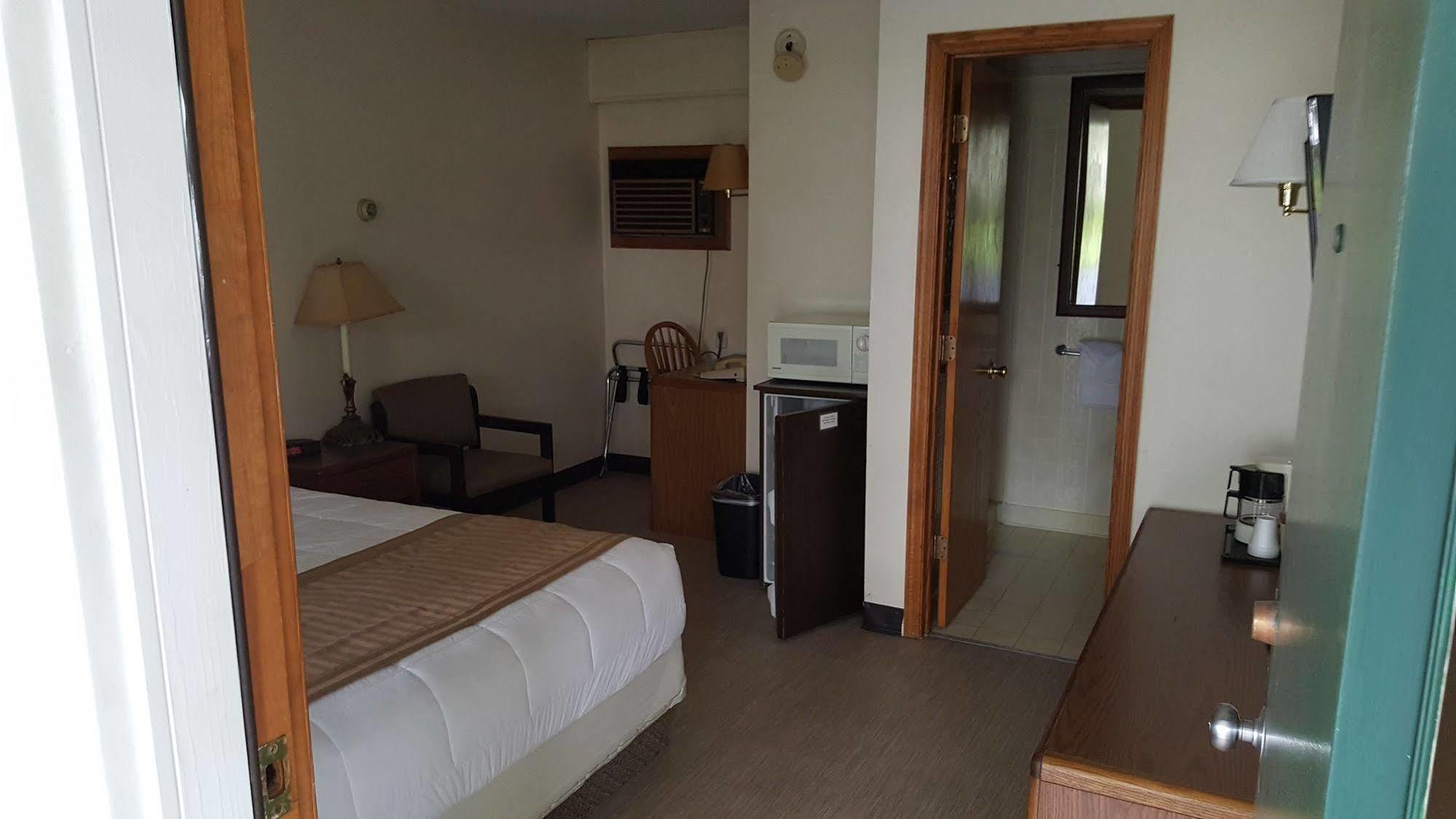 Budget Host Inn Detroit Lakes Ngoại thất bức ảnh