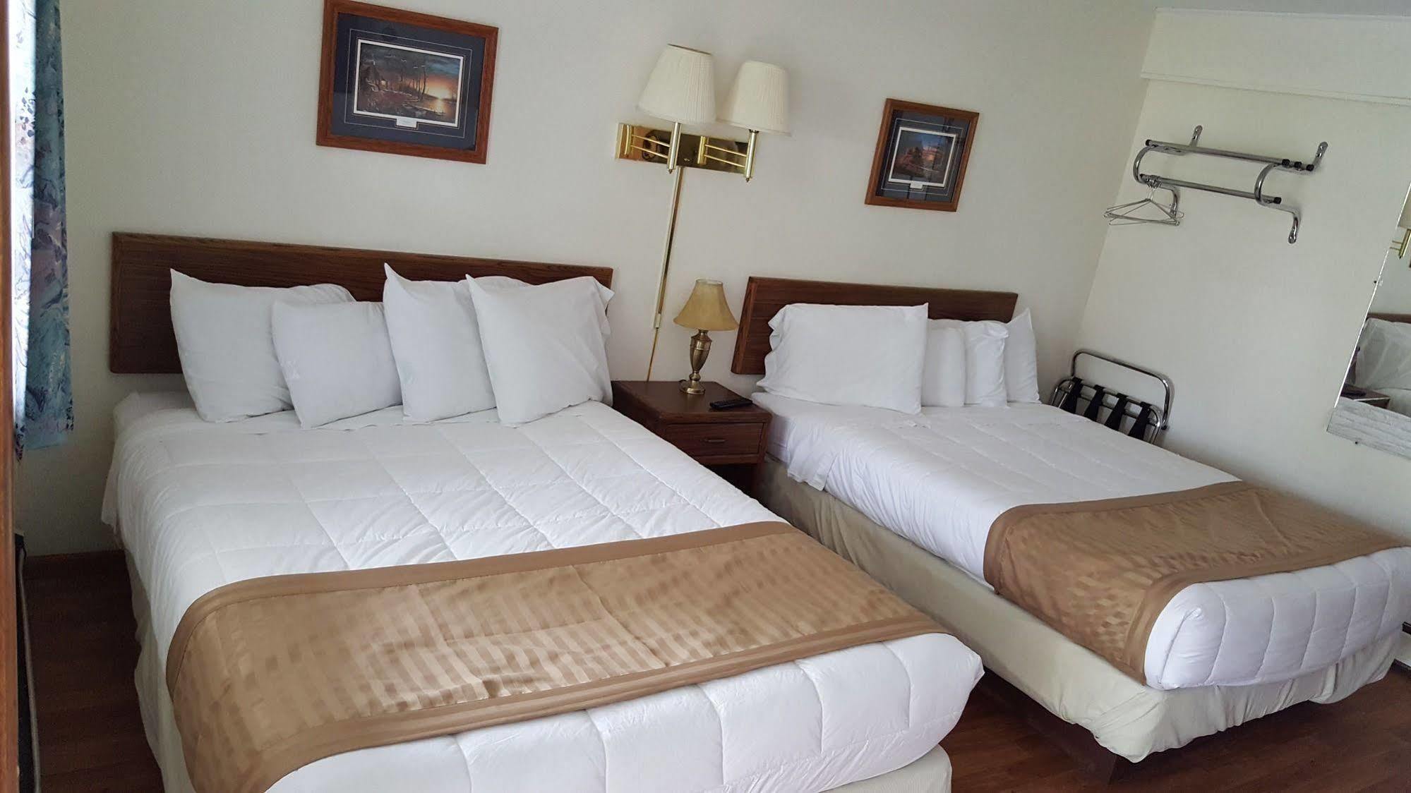 Budget Host Inn Detroit Lakes Ngoại thất bức ảnh