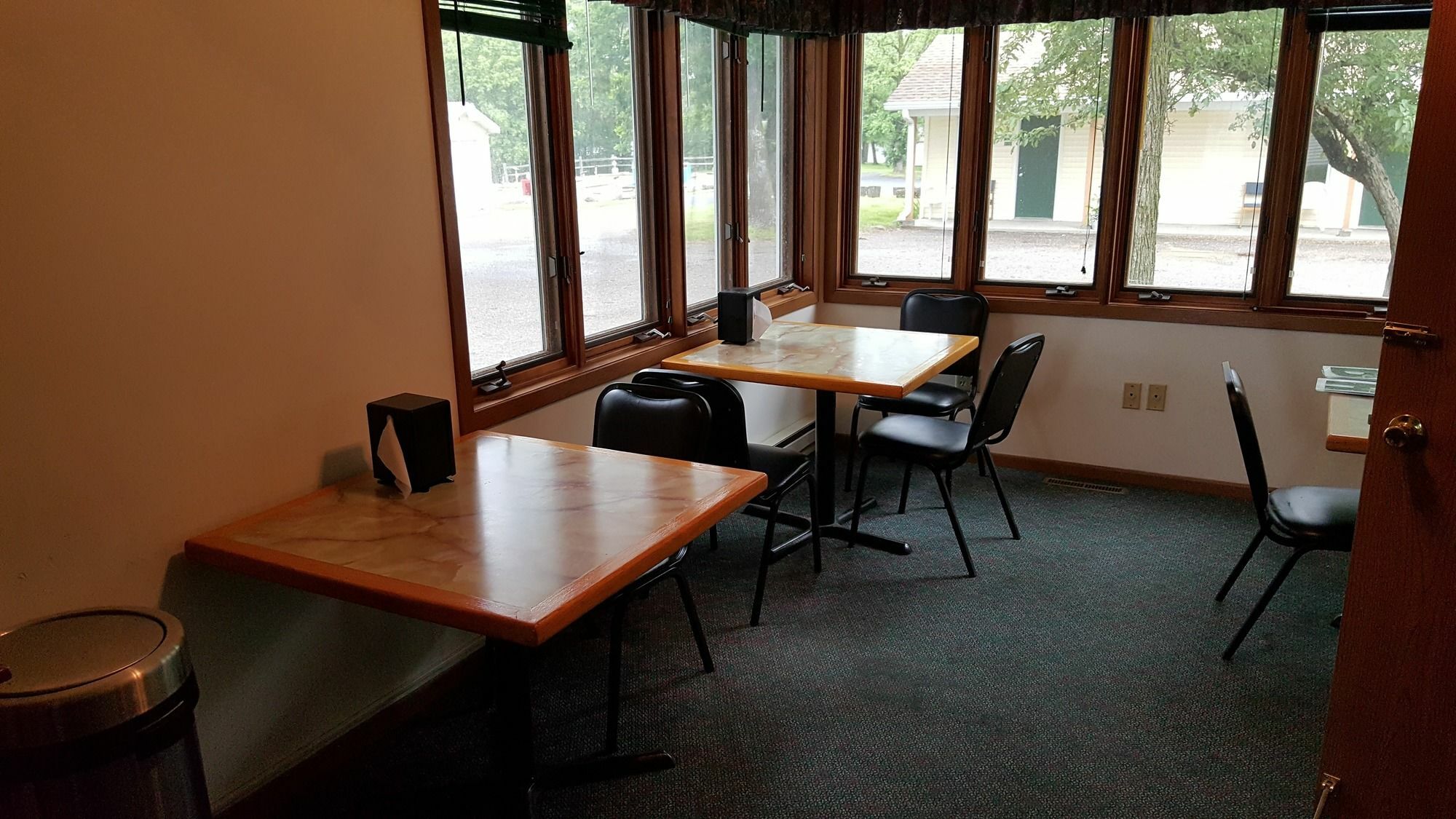 Budget Host Inn Detroit Lakes Ngoại thất bức ảnh